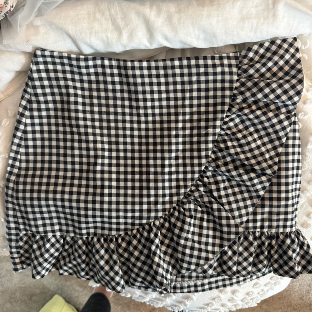 Forever 21 Black and White Checkered Mini Skirt - medium